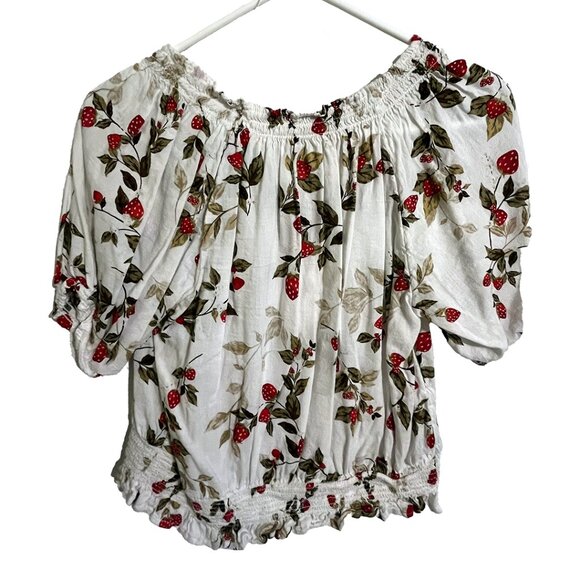 Old Navy Cropped Puff-Sleeve Strawberry Print Top - Picture 2 of 3